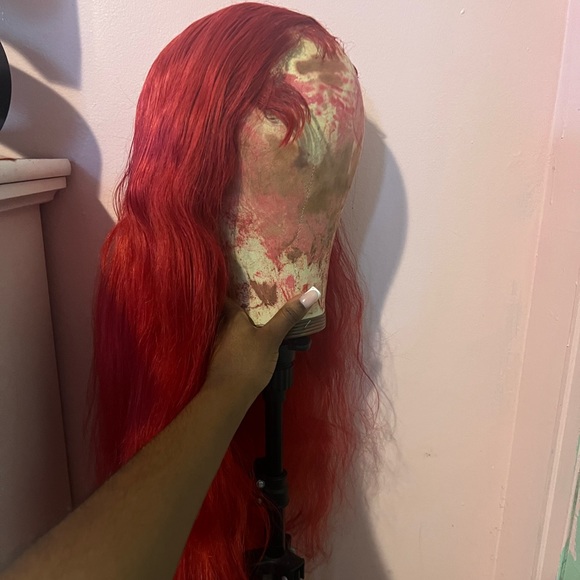 Red wig - Picture 2 of 6
